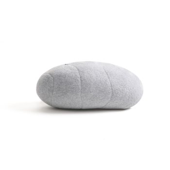 pebble pillows livingstones pillows light gray 05 01